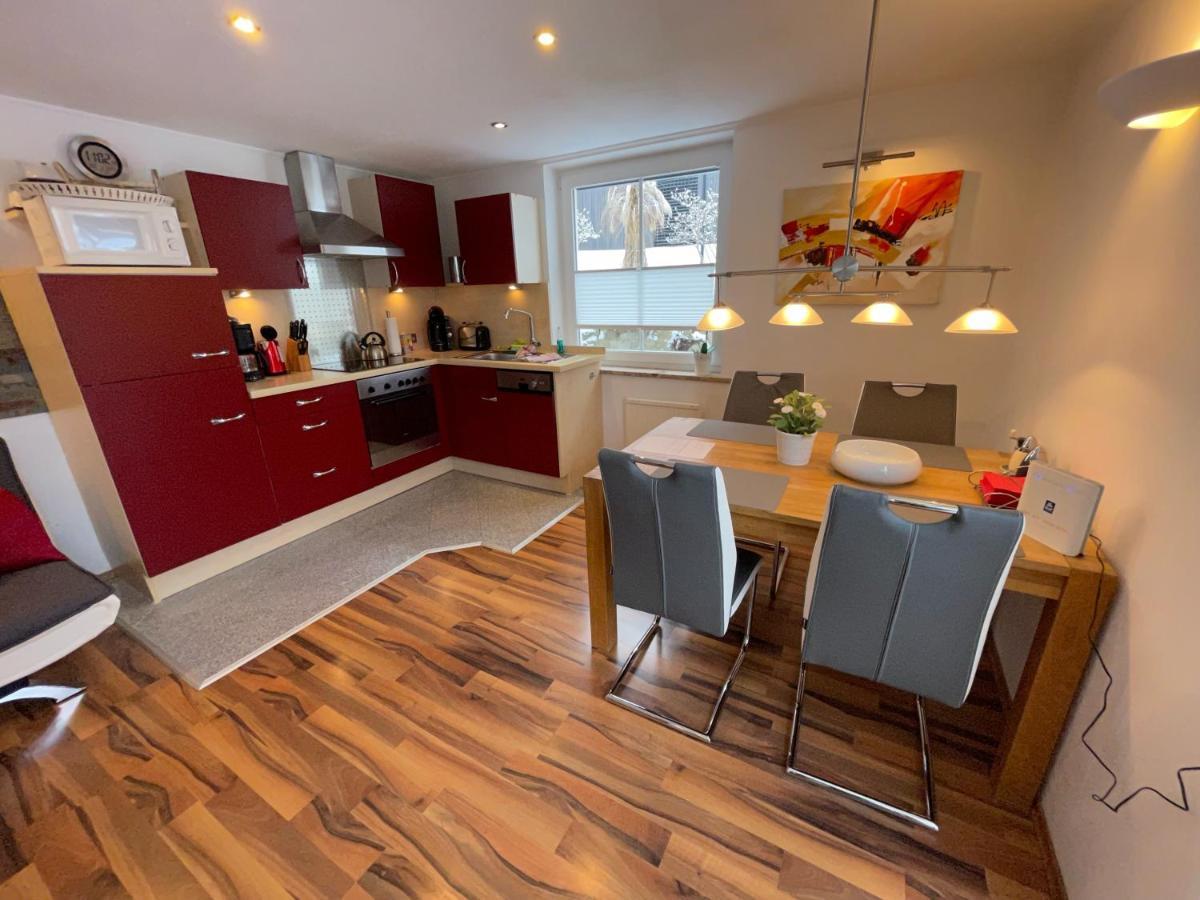 Appartement Holiday Apartment *